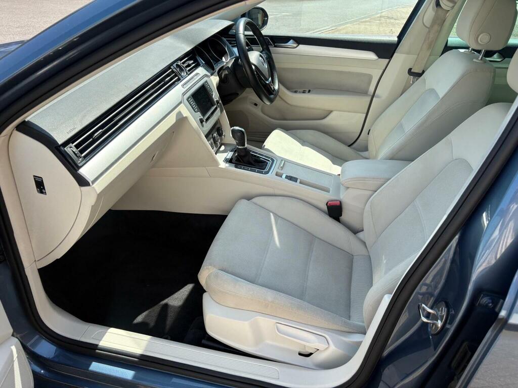 Volkswagen Passat 2.0 Tdi Gt Black #16