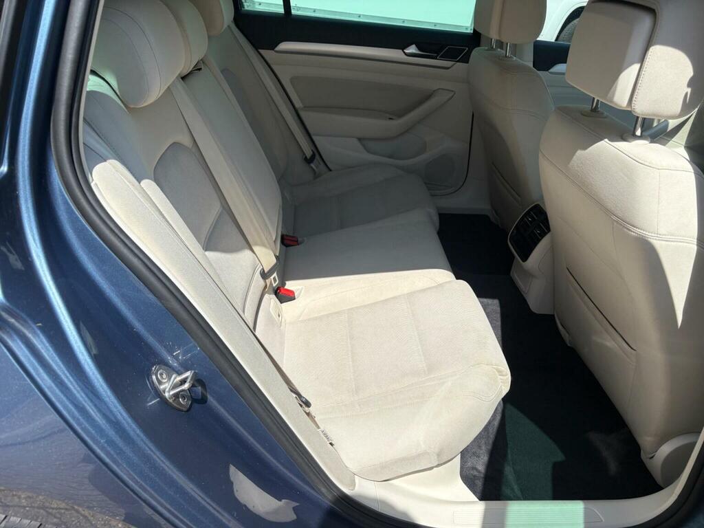 Volkswagen Passat 2.0 Tdi Gt Black #11