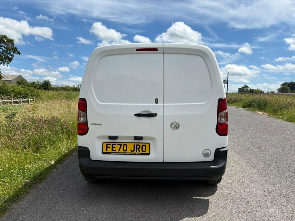 Vauxhall Combo 1.5L Edition FE70JRO White #3