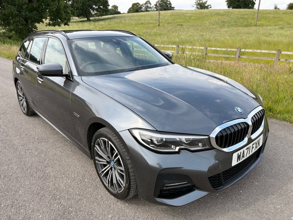 BMW 3 Series Estate WA71FXK Grey #2