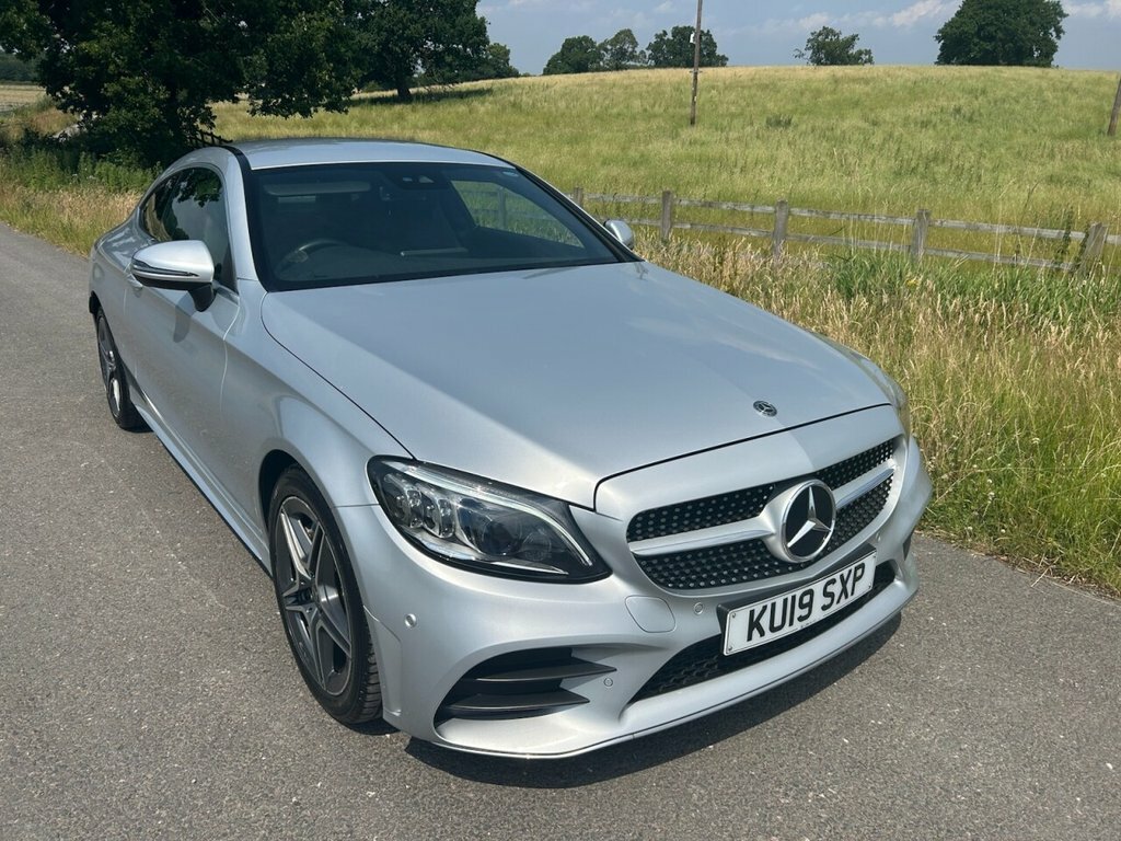 Mercedes-Benz C Class 2L Amg Line Silver #2