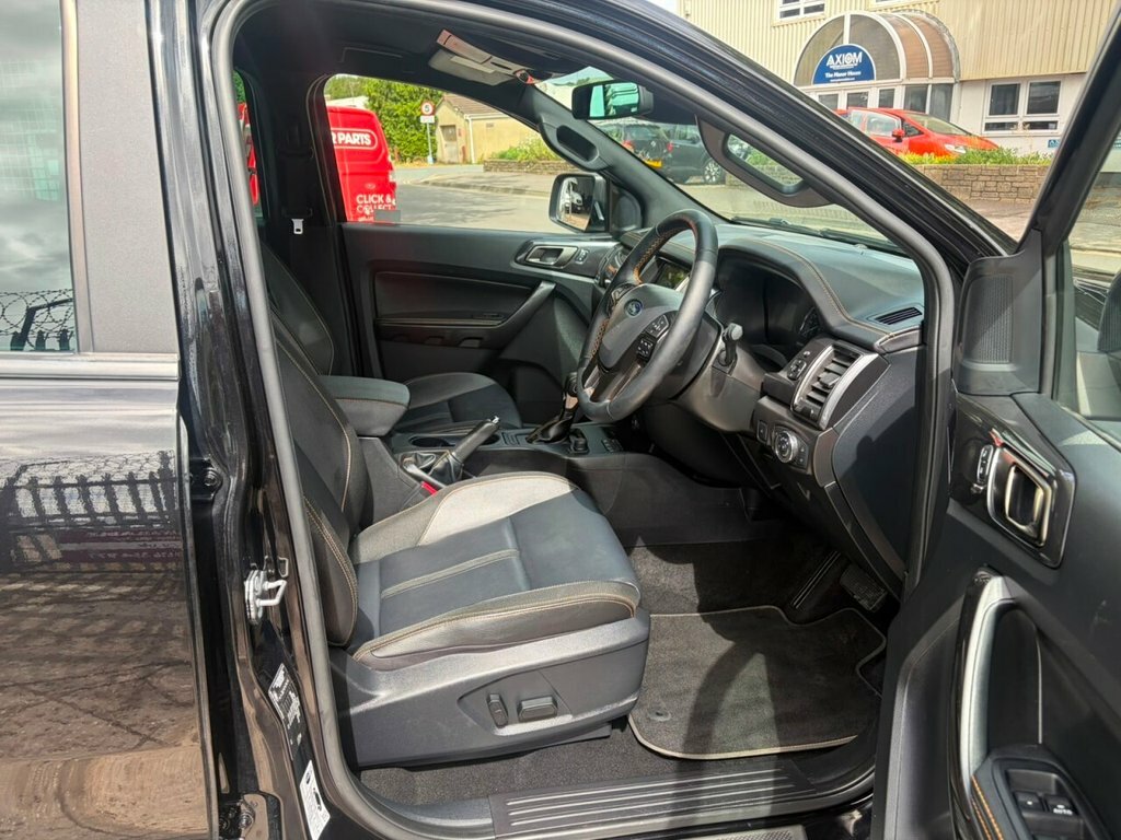 Ford Ranger 2L Wildtrak Black #2