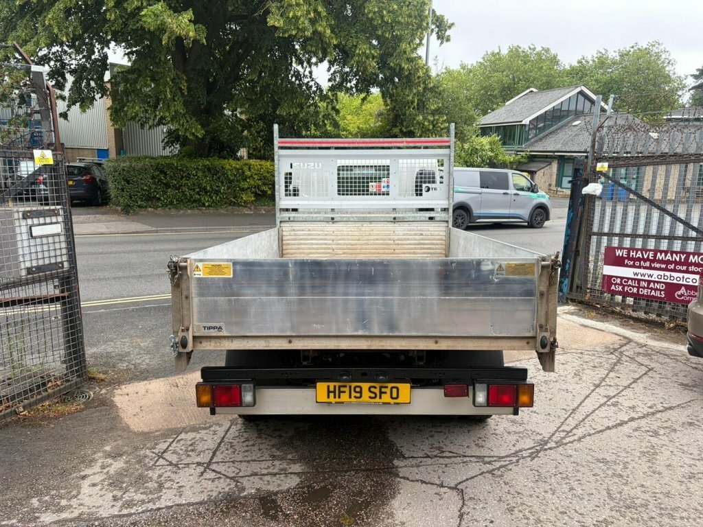Isuzu N35.125t White #2