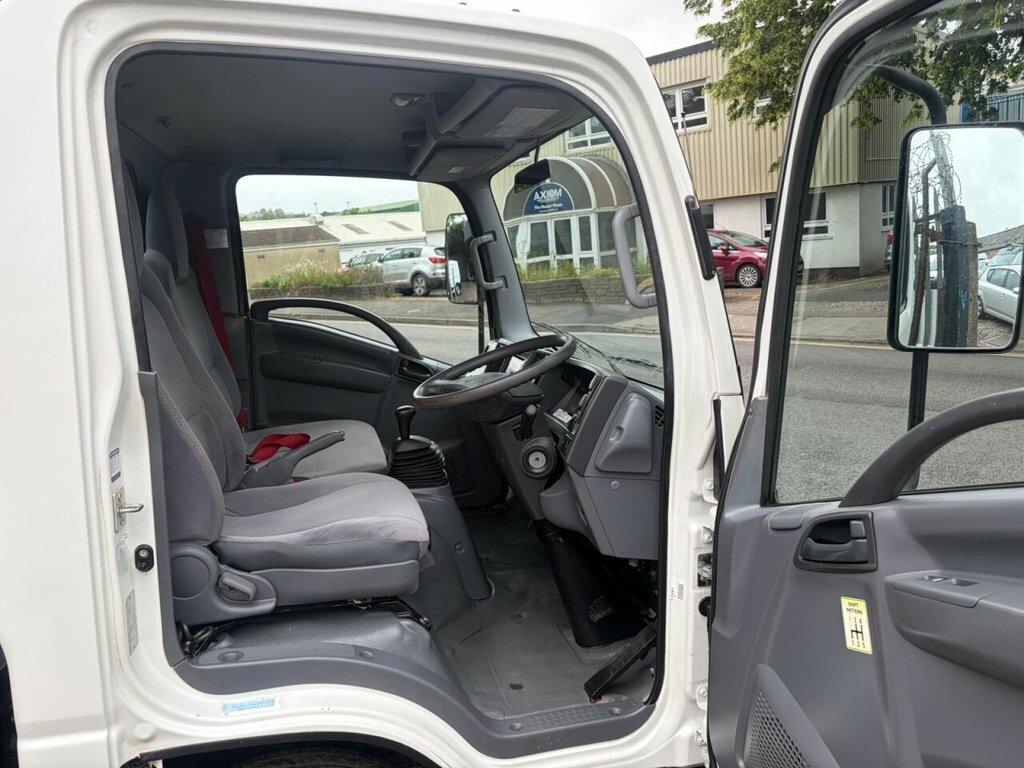 Isuzu N35.125t White #1