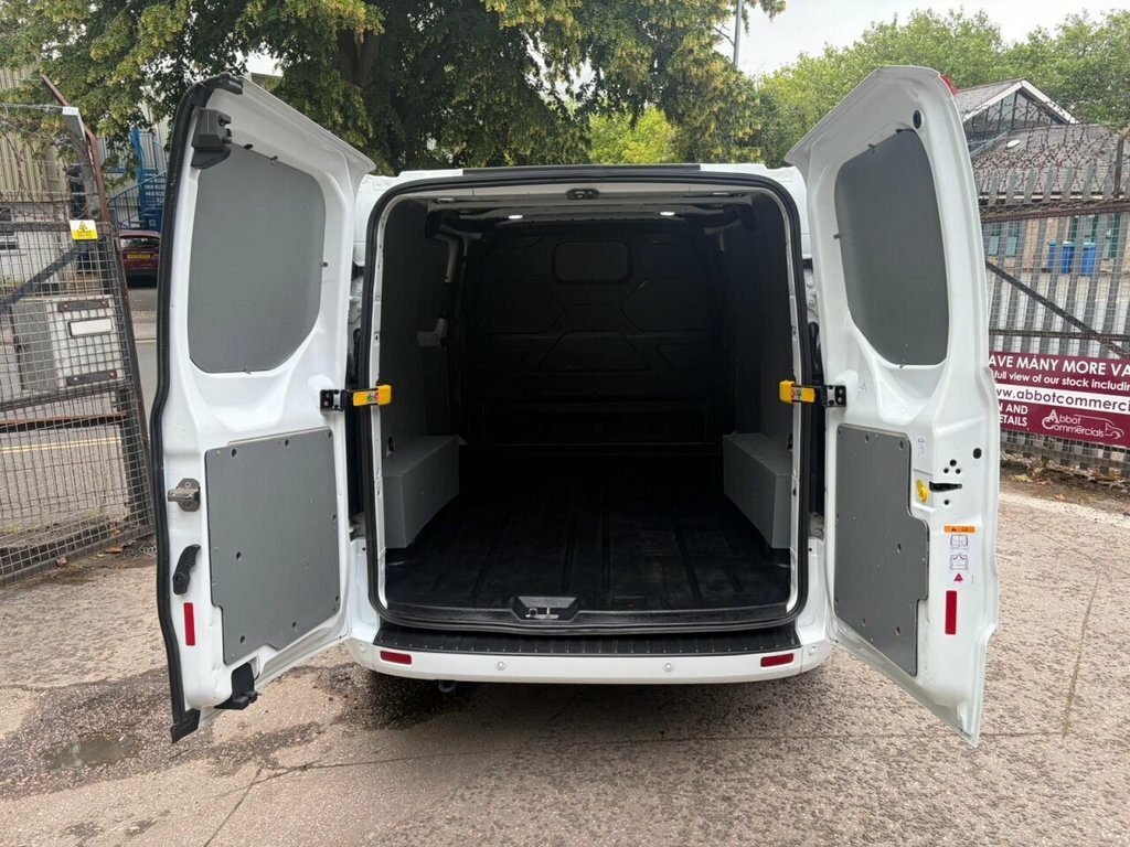 Ford Transit Custom 2L Limited WD21ANF White #3