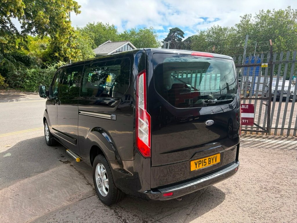 Ford Tourneo Custom 2.2L Limited Black #4