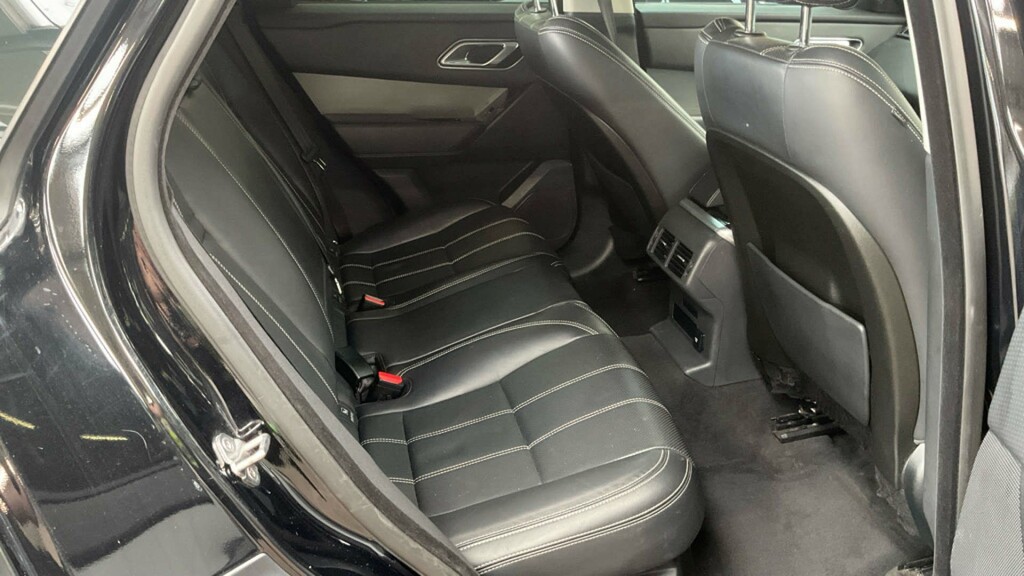 Land Rover Range Rover Velar S Black #6