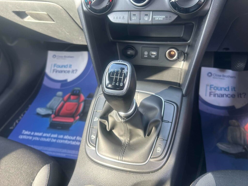 Hyundai Kona Premium Se Blue #8