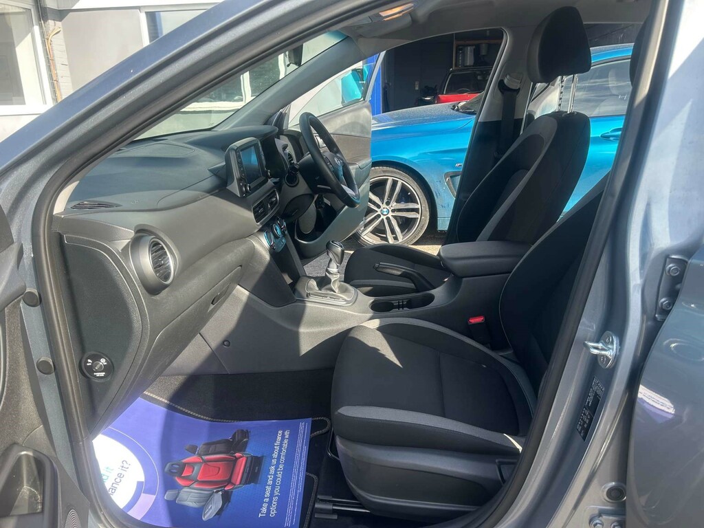 Hyundai Kona Petrol  #5
