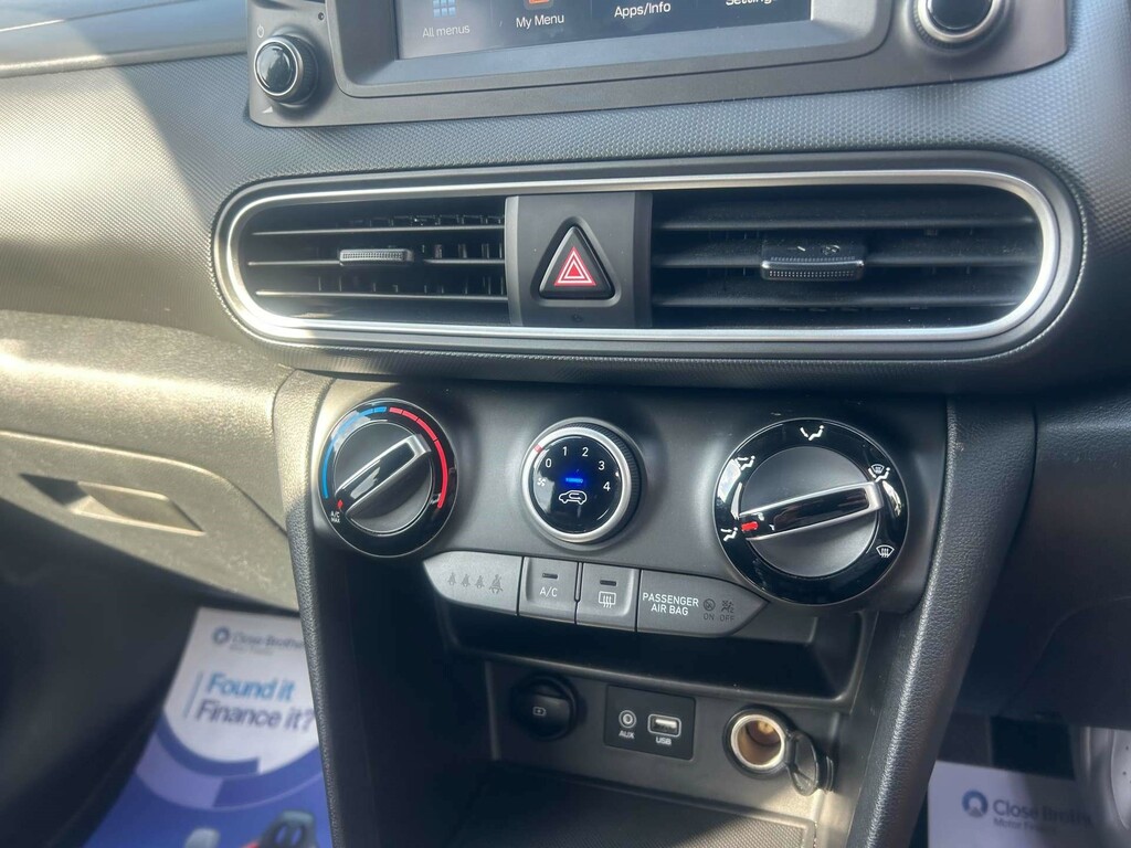 Hyundai Kona Premium Se Blue #9