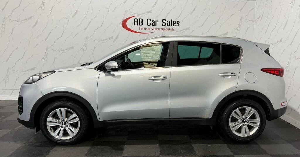 Kia Sportage 1.7 Crdi 2 Euro 6 Ss WF17CZZ Silver #4