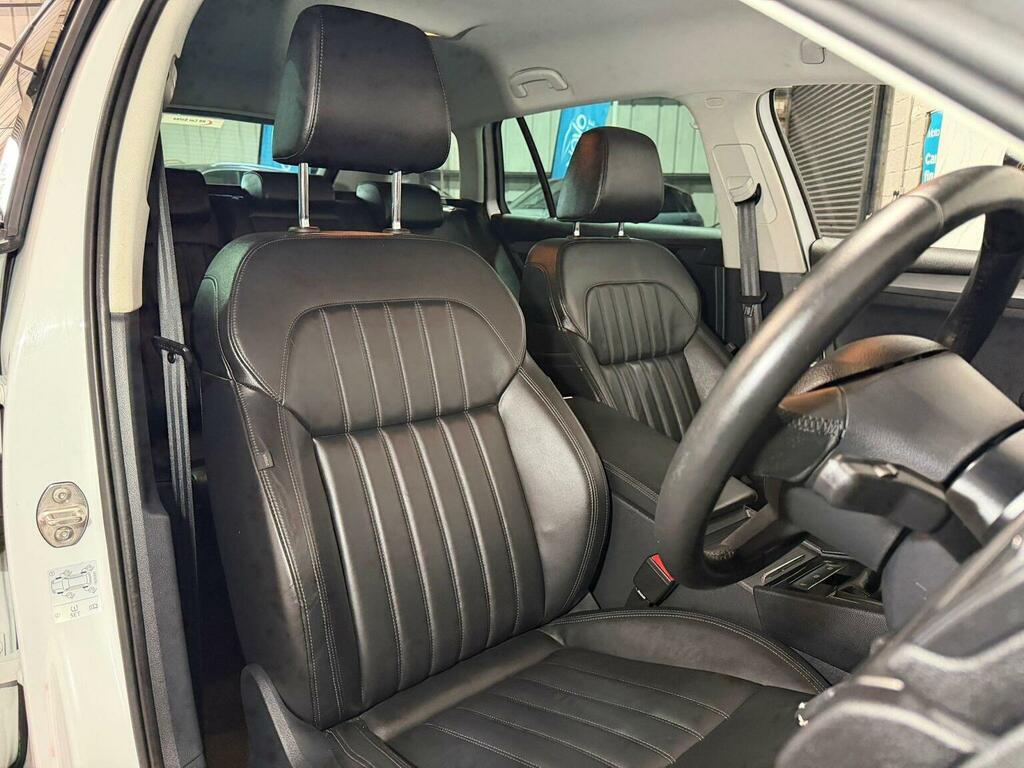 Skoda Superb 2.0 Tdi Se L Executive Hatchback #9