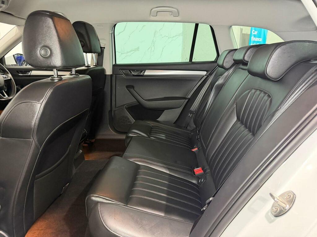 Skoda Superb 2.0 Tdi Se L Executive Hatchback #14