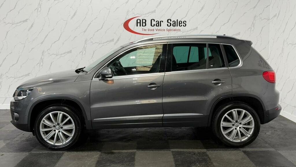 Volkswagen Tiguan 2.0 Tdi Bluemotion Tech Match Edition Dsg 4Wd Euro Grey #4