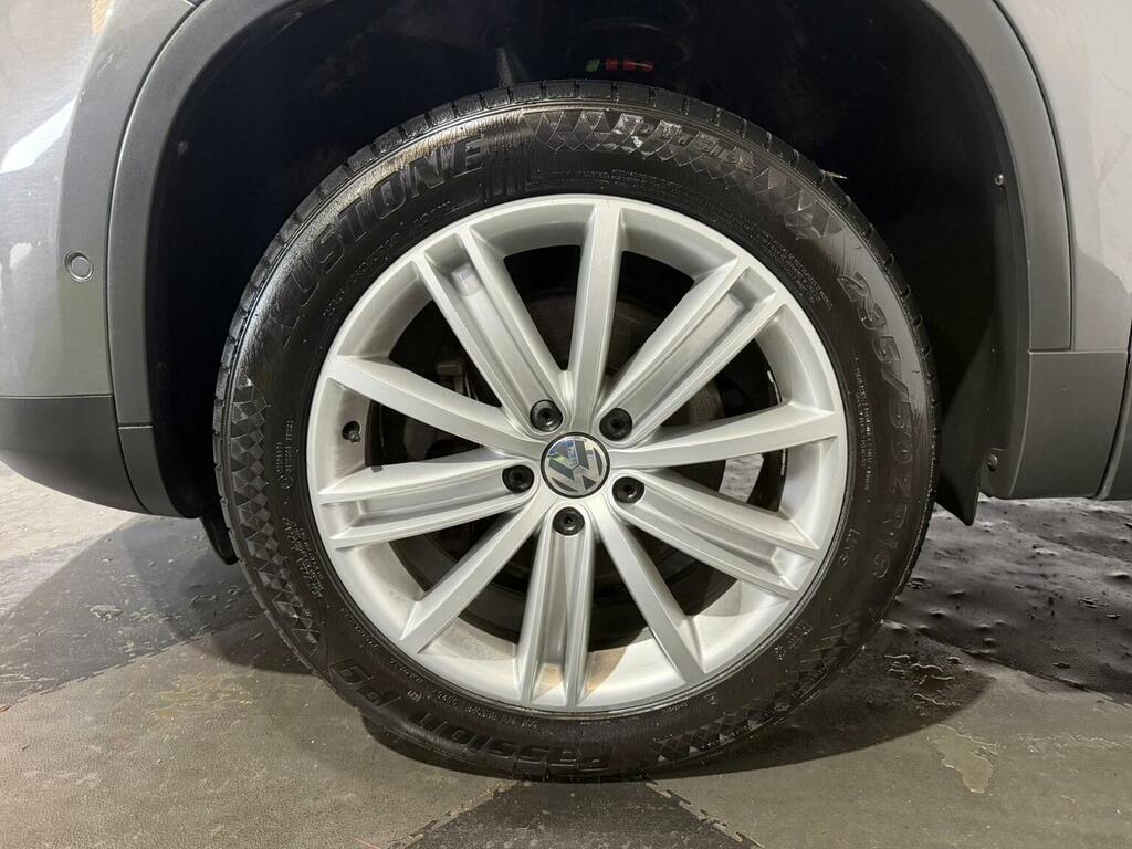 Volkswagen Tiguan Tdi Bluemotion Tech Se White #26