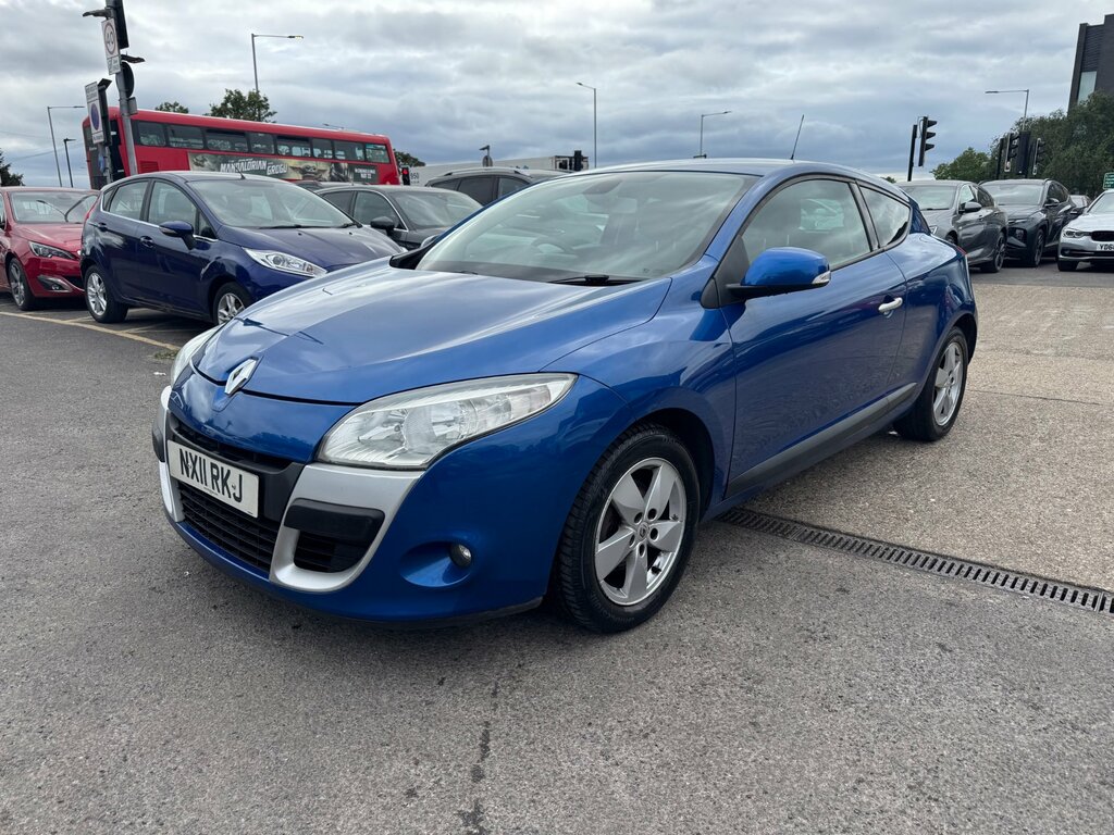 Renault Megane 1.6 16V Dynamique Tomtom Coupe E Blue #4