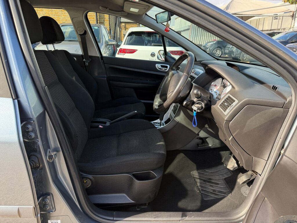 Peugeot 307 S Hdi 90 Red #24