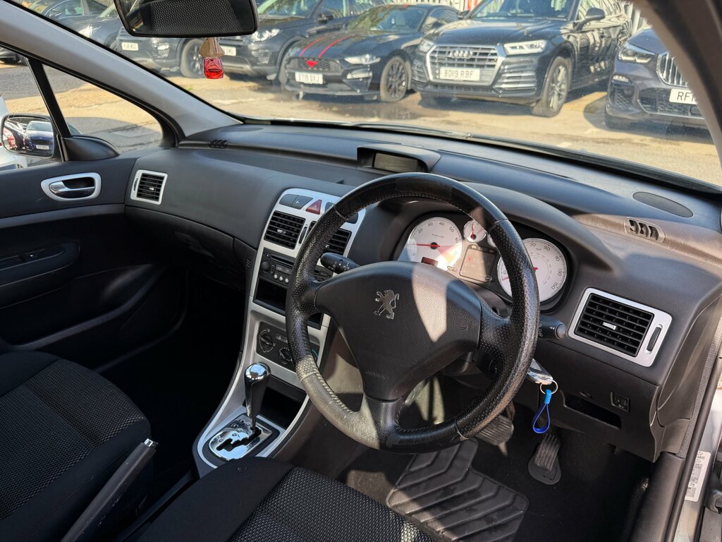 Peugeot 307 S Hdi 90 Red #23