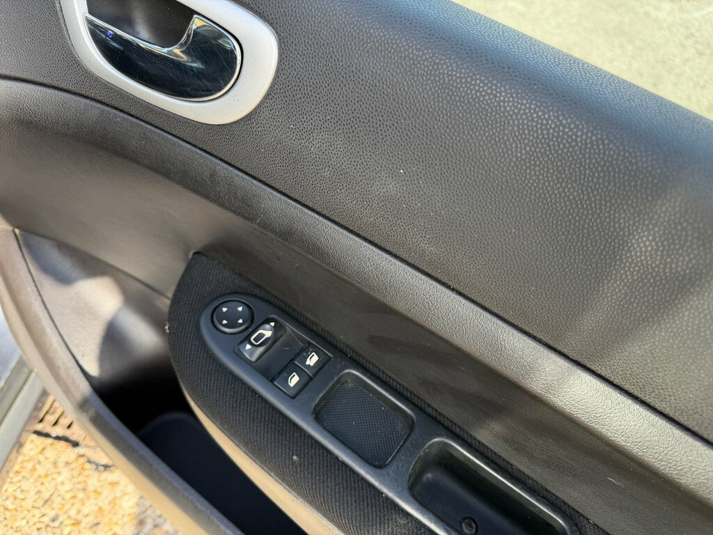 Peugeot 307 S Hdi 90 Red #25