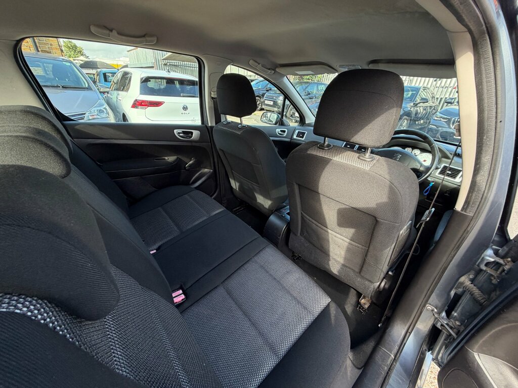 Peugeot 307 S Hdi 90 Red #46
