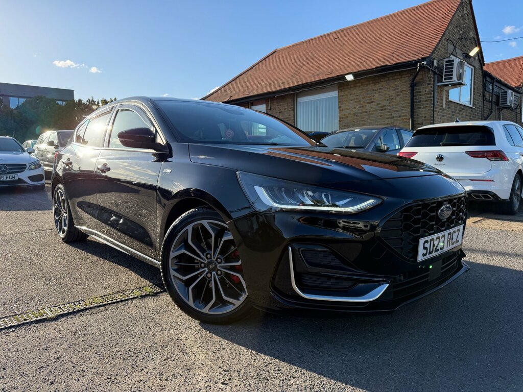 Ford Focus 1.0T Ecoboost Mhev St-line Vignale Hatchback P Black