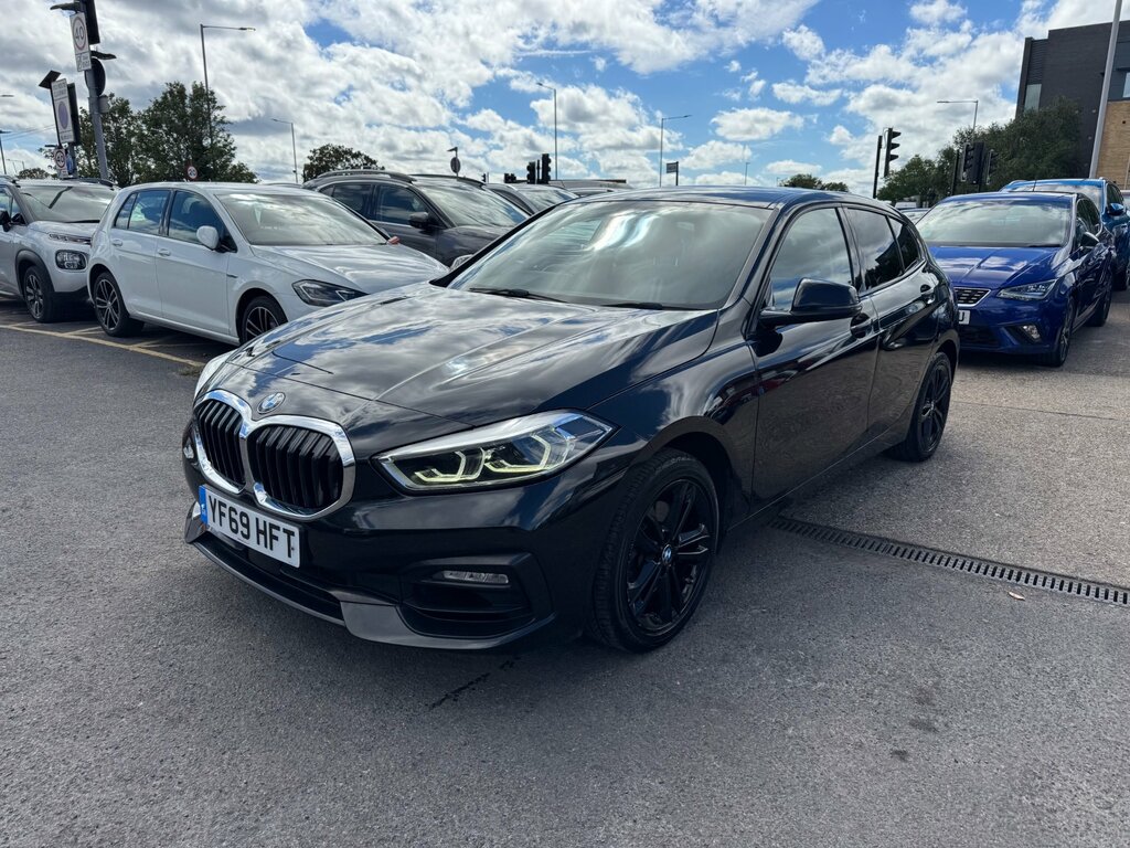 BMW 1 Series 1.5 118I Sport Hatchback Euro 6 Black #2
