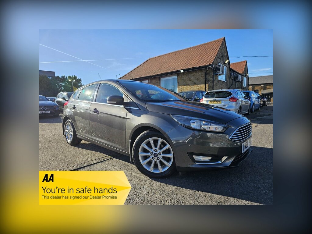 Ford Focus 1.0T Ecoboost Titanium Hatchback Grey