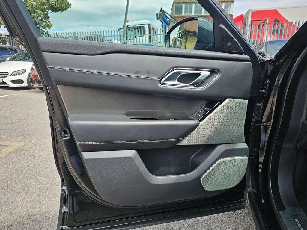 Land Rover Range Rover Velar 2.0 D240 R-dynamic Se Grey #26