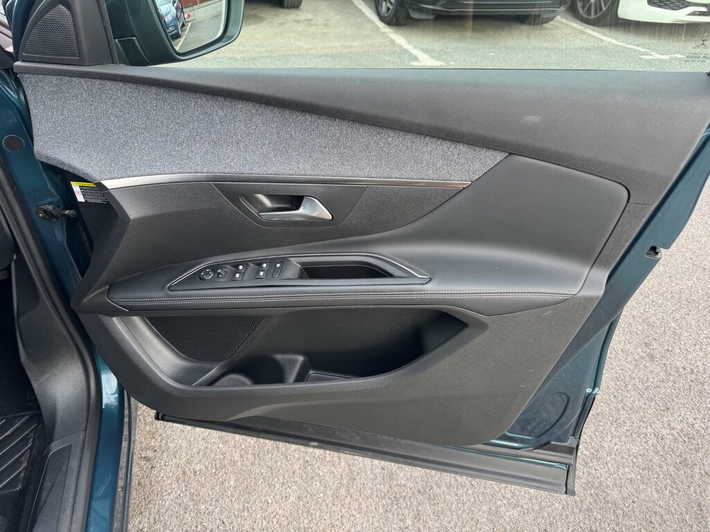 Peugeot 5008 Hatchback Grey #43