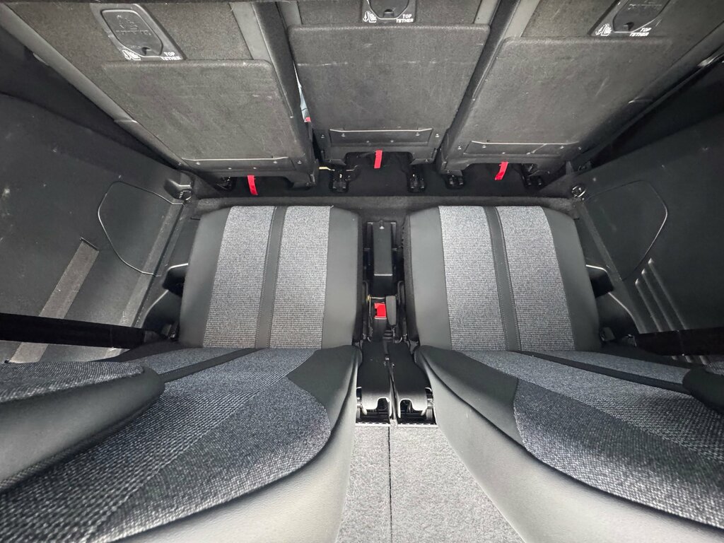 Peugeot 5008 Hatchback Grey #35