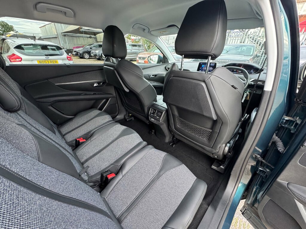 Peugeot 5008 Hatchback Grey #29