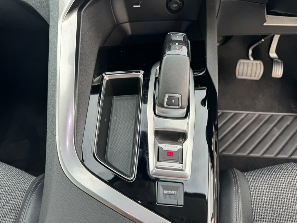 Peugeot 5008 Hatchback Grey #23