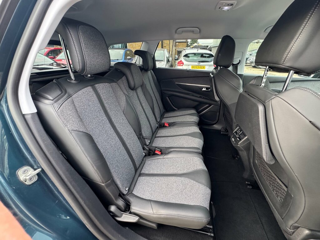 Peugeot 5008 Hatchback Grey #30