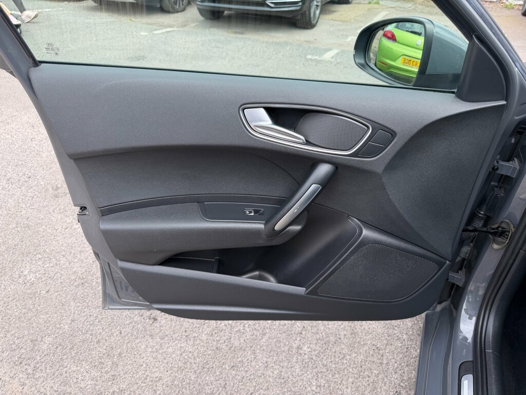 Audi A1 A1 Sport Tfsi Black #41