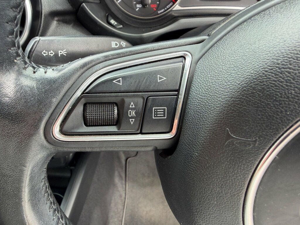 Audi A1 A1 Sport Tfsi Black #25
