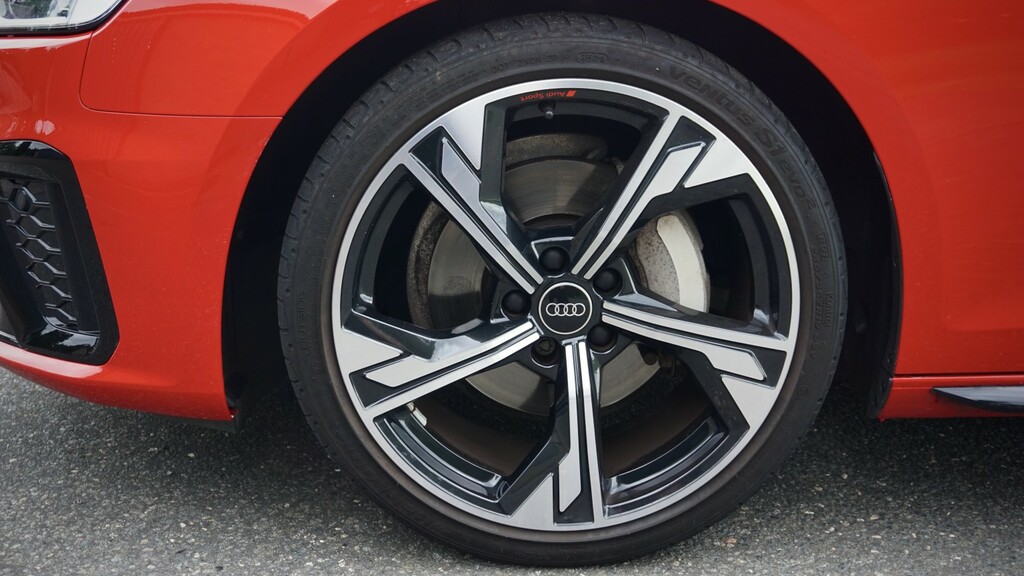Audi A4 Avant 2.0 Tfsi 40 Black Edition SM73EJD Red #5