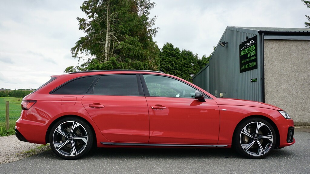 Audi A4 Avant 2.0 Tfsi 40 Black Edition SM73EJD Red #4