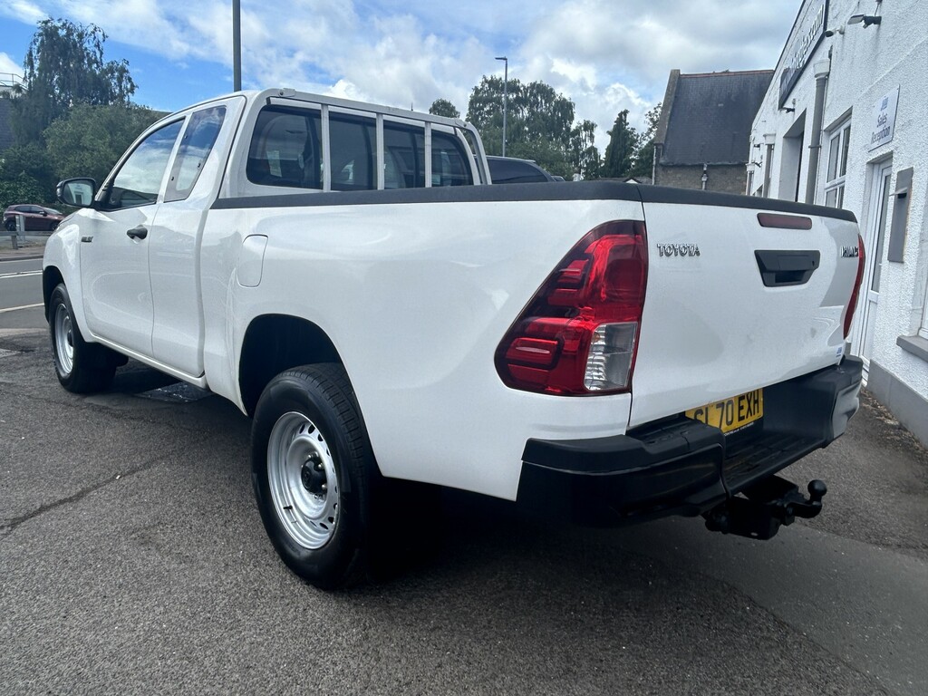 Toyota HILUX 2.4 D-4d Active Extra Cab Pickup 4Wd Euro 6  #6