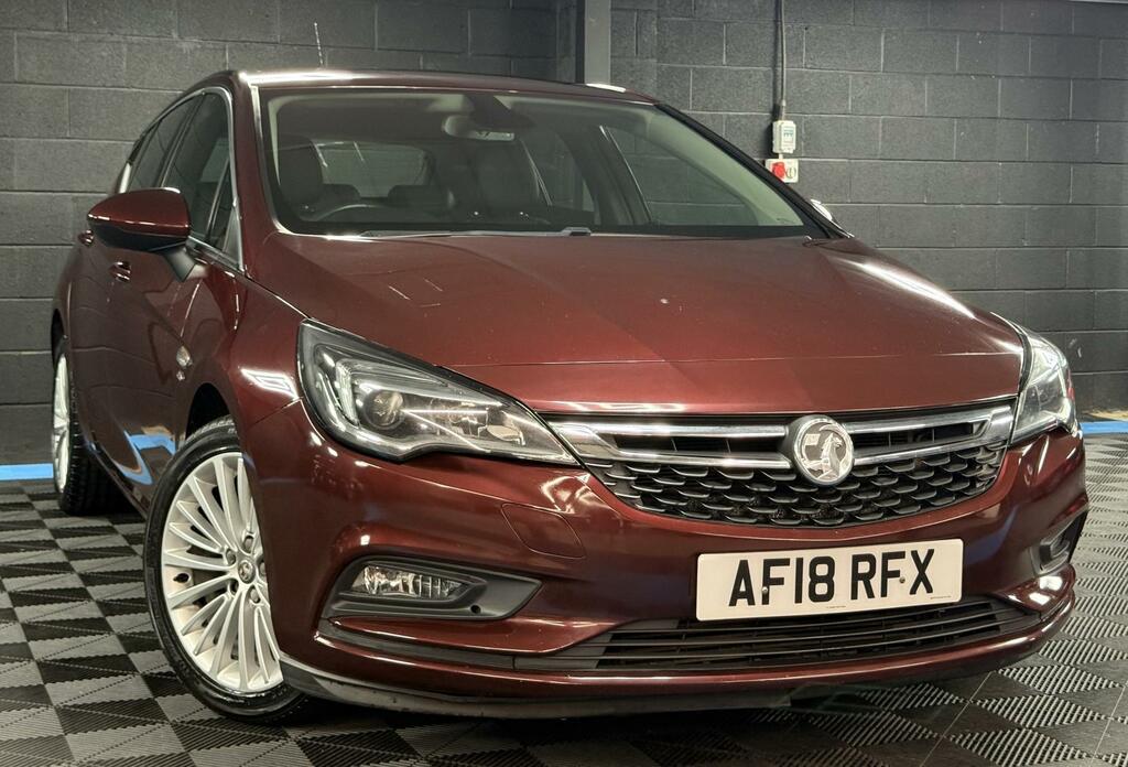 Vauxhall Astra Elite Red