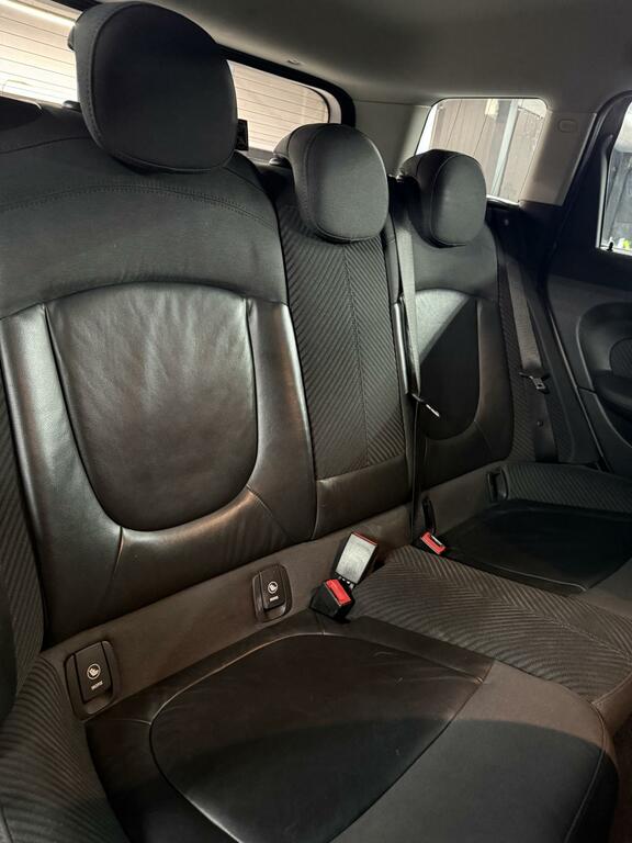 Mini Clubman Cooper S Black #22