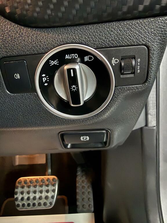 Mercedes-Benz A Class A180 Cdi Blueefficiency Purple #46