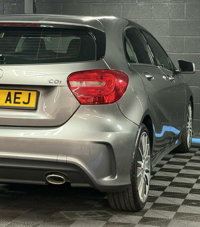 Mercedes-Benz A Class A180 Cdi Blueefficiency Purple #58