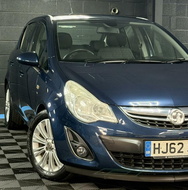 Vauxhall Corsa Se Blue