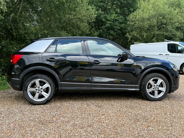 Audi Q2 Tdi 30 Sport Suv Black #6