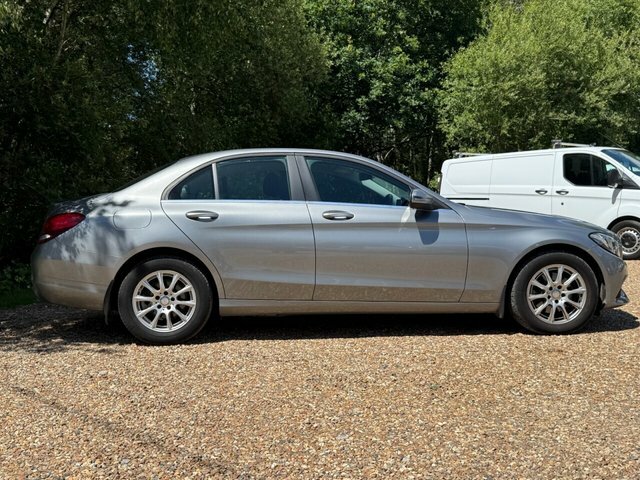 Mercedes-Benz C Class C220d Se Saloon Silver #6