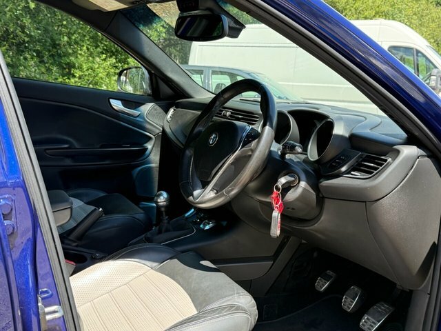 Alfa Romeo Giulietta Hatchback Grey #13
