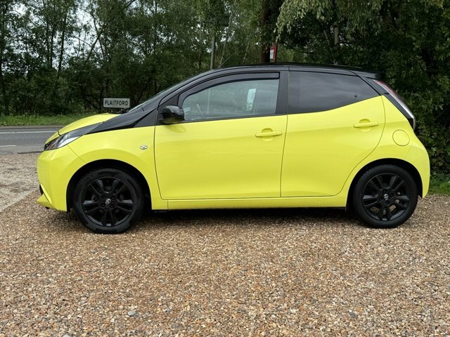Toyota Aygo Vvt-i X-cite 3 Yellow Yellow #2
