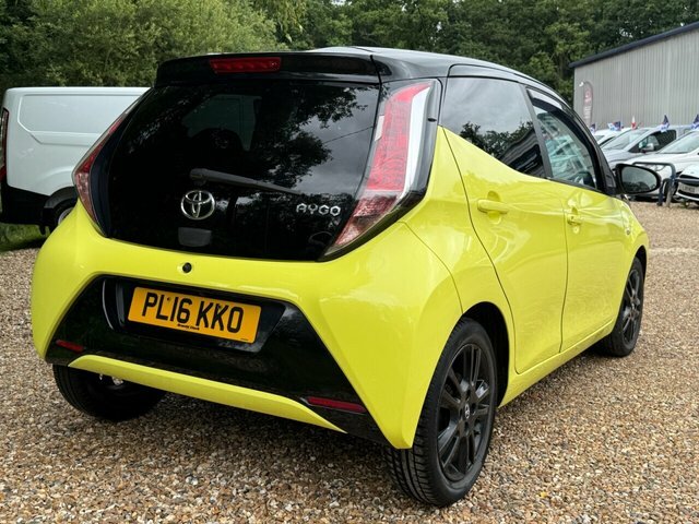 Toyota Aygo Vvt-i X-cite 3 Yellow Yellow #5