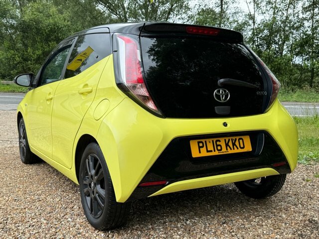 Toyota Aygo Vvt-i X-cite 3 Yellow Yellow #3
