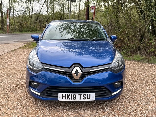 Renault Clio Renault Clio 0.9 Tce 75 Iconic Red #8